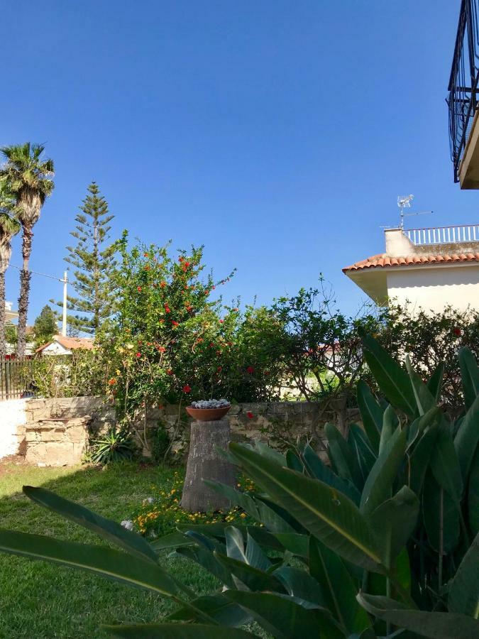 Villa Tetide - Fontane Bianche Exteriér fotografie